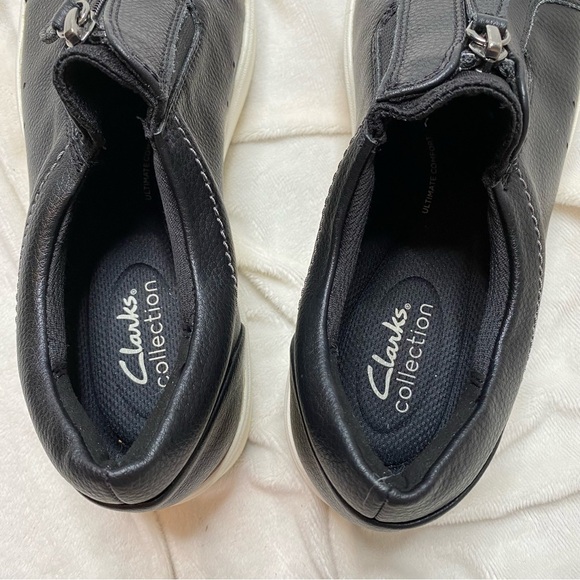 Clarks Collection Black Layton Rae Zip Front Sneaker - Picture 8 of 11